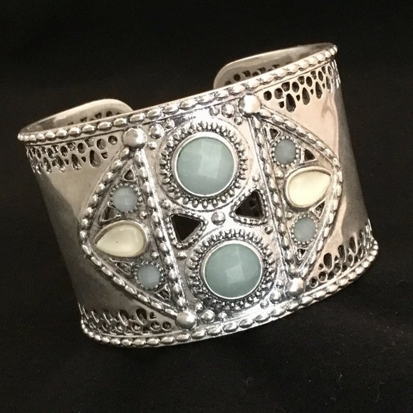 Lucky Brand Silver Tone Wide Cuff Bangle - Picture 2 of 5